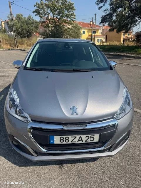 Peugeot 208 1.2 PureTech Allure - 8