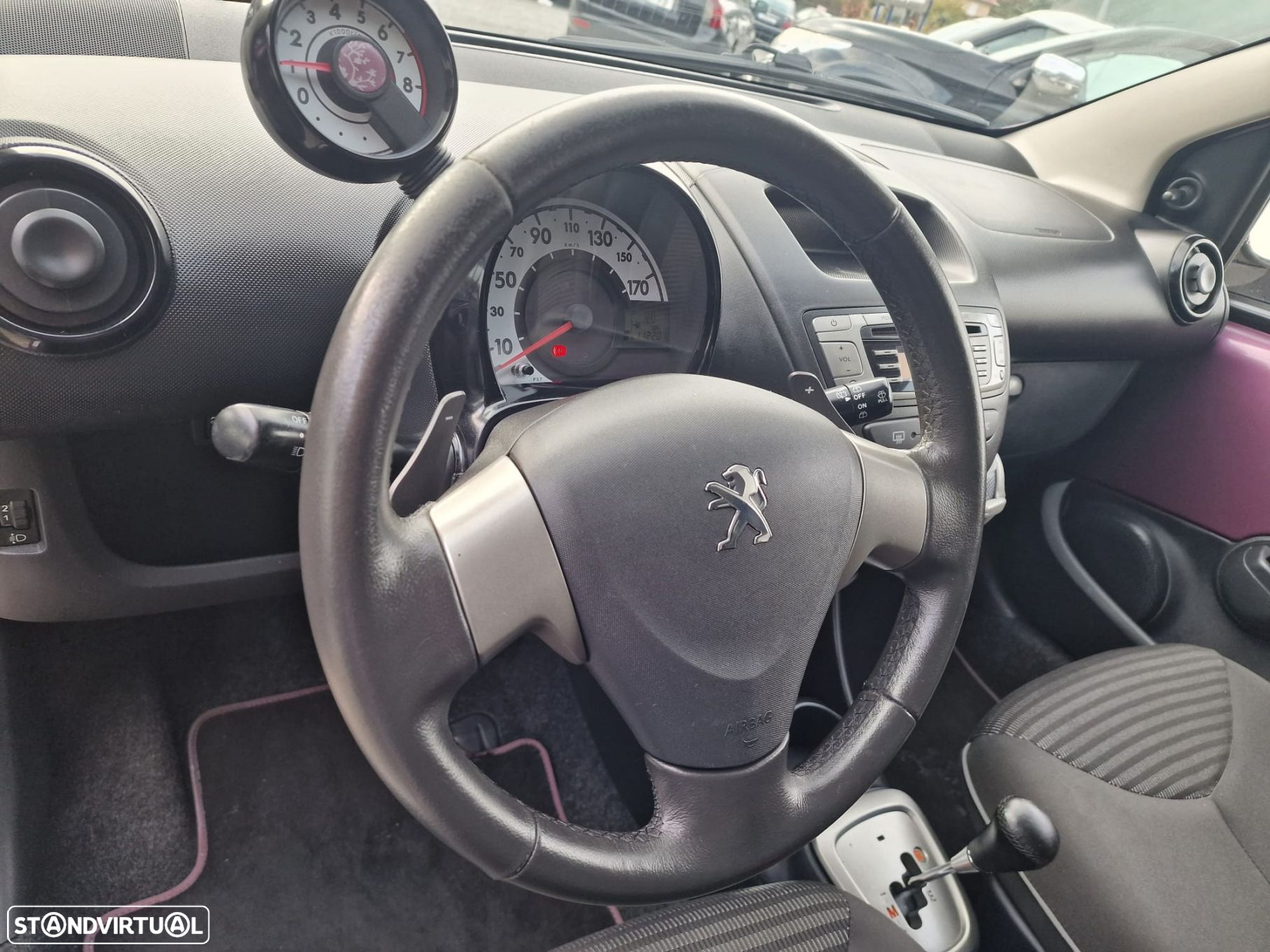 Peugeot 107 1.0 SE Envy 2-Tronic - 23