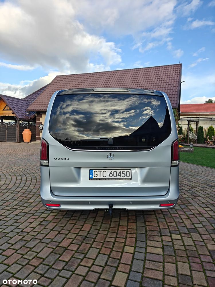 Mercedes-Benz Klasa V 250 d Avantgarde 9G-Tronic (długi) - 6