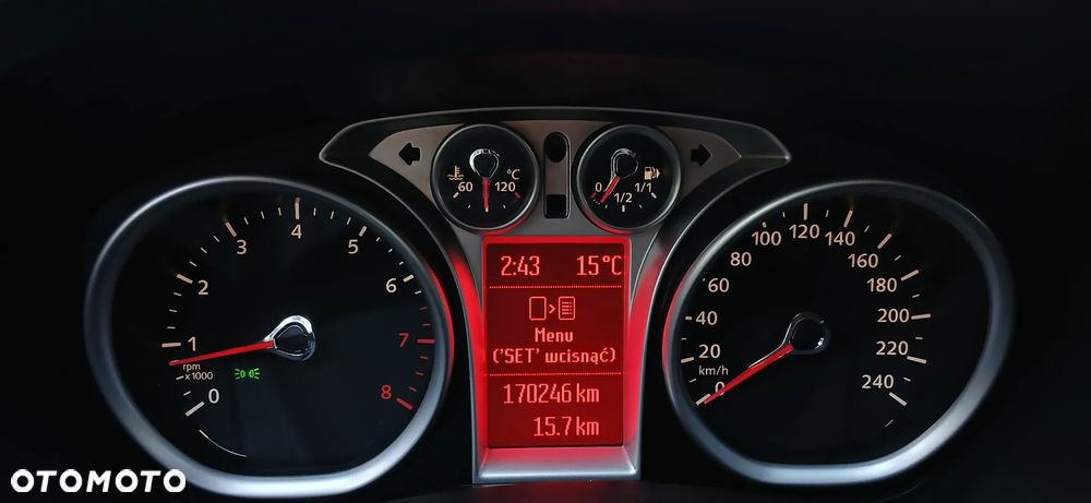 Ford Focus ver-1-6-platinium-x - 24