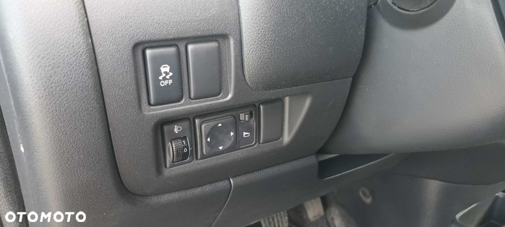 Nissan Micra - 10