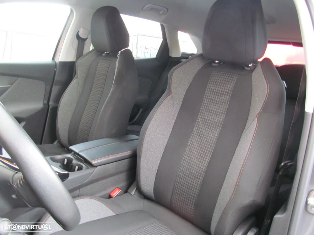 Peugeot 3008 PureTech 130 Stop & Start GPF Active Business-Pack - 5