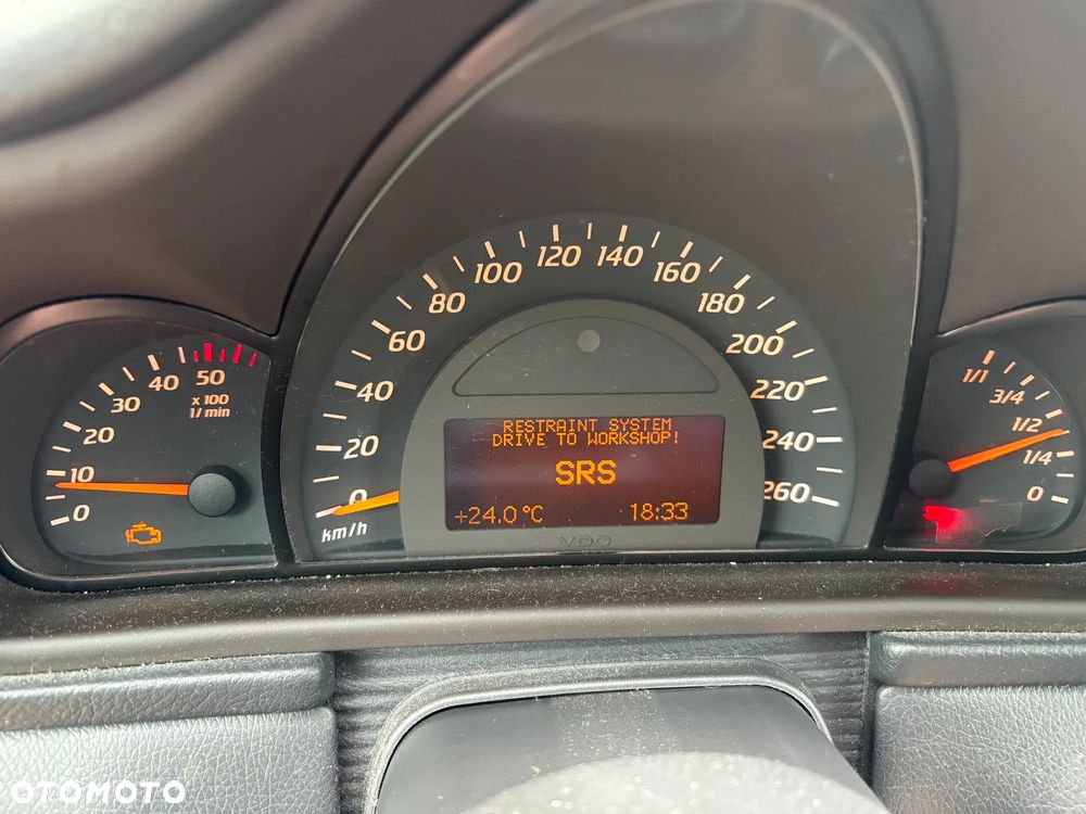 Mercedes-Benz Klasa C 220 CDI - 17
