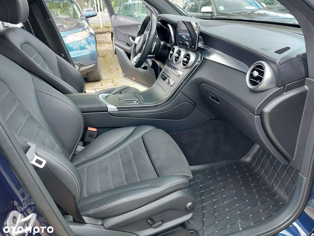 Mercedes-Benz GLC - 19