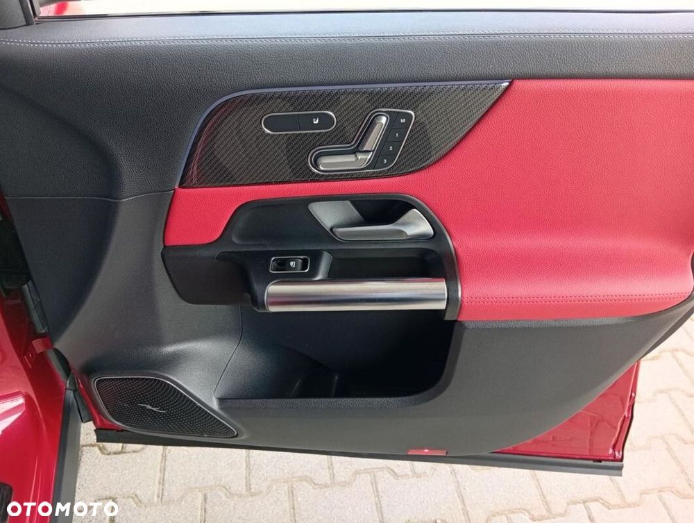Mercedes-Benz GLA AMG 35 mHEV 4-Matic 8G-DCT - 21