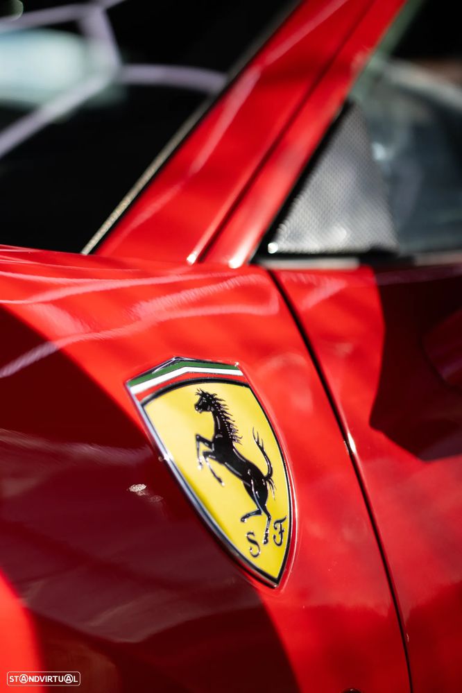 Ferrari F8 Tributo - 9