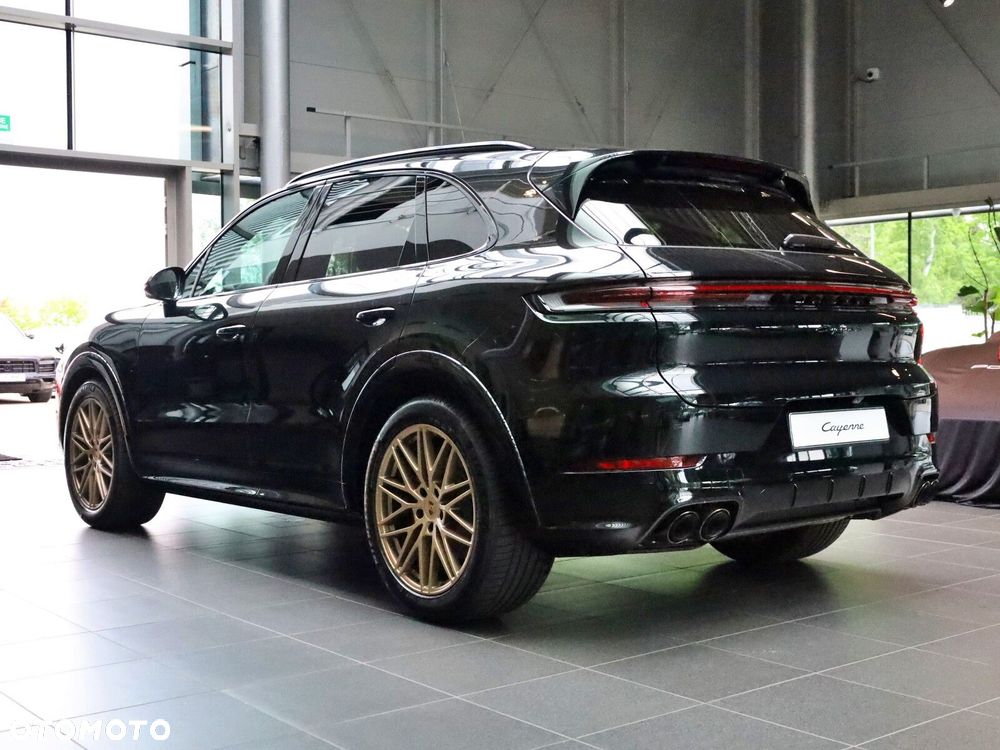 Porsche Cayenne - 6