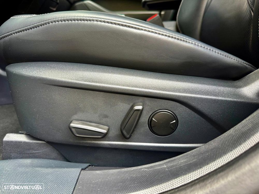 Ford Mustang Mach-E AWD PREMIUM - 7