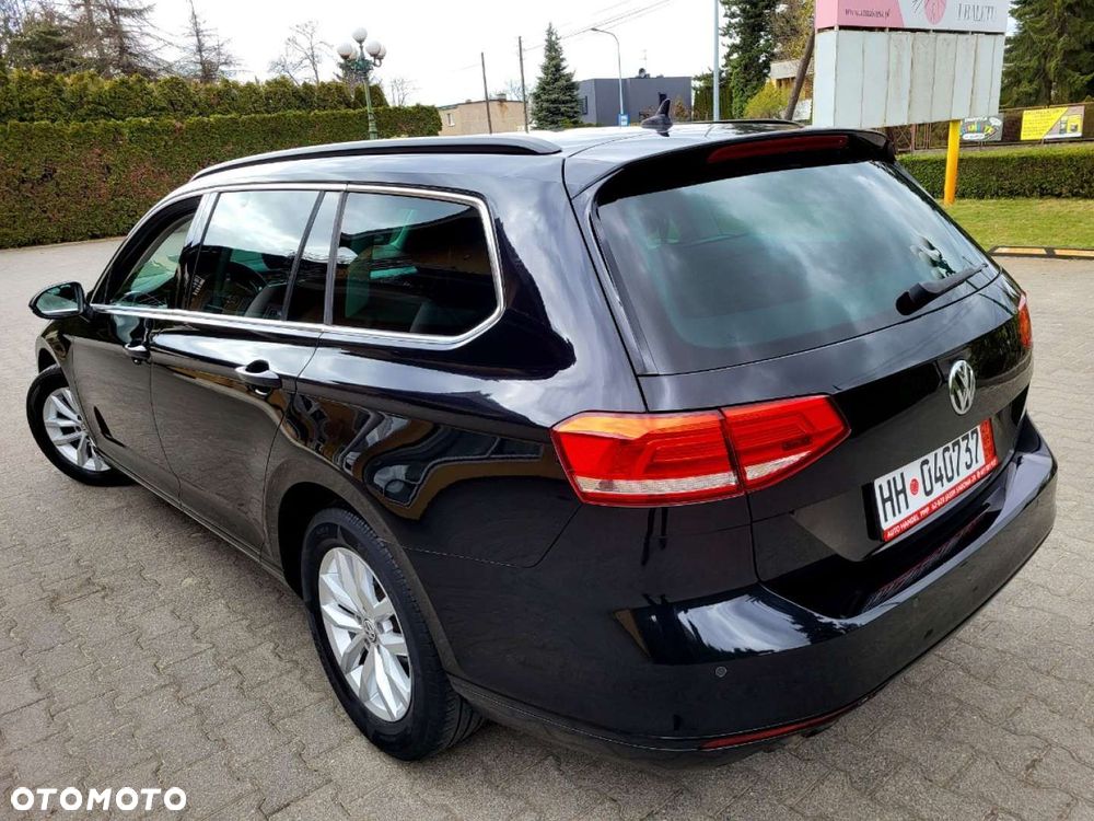 Volkswagen Passat - 28