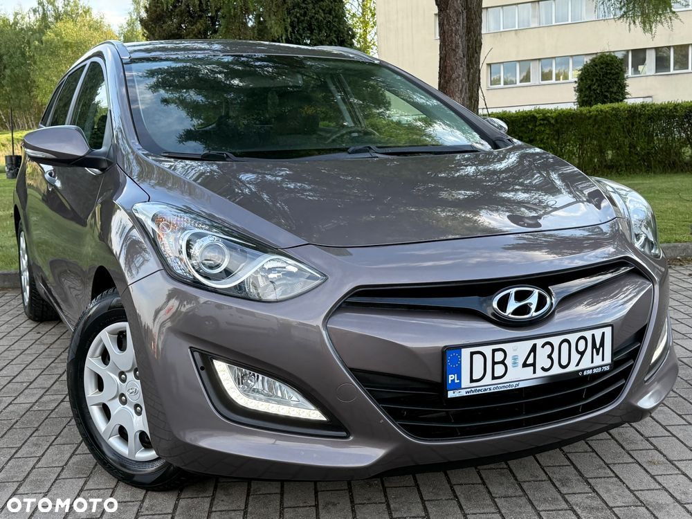 Hyundai i30 1.4 Premium - 1