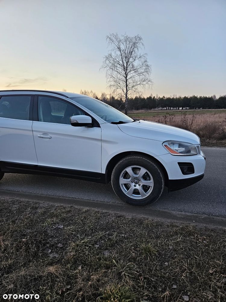 Volvo XC 60 D5 AWD Momentum - 15