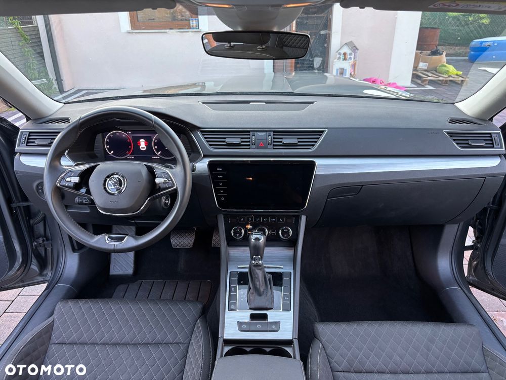 Skoda Superb 2.0 TDI SCR 4x4 Ambition DSG - 16