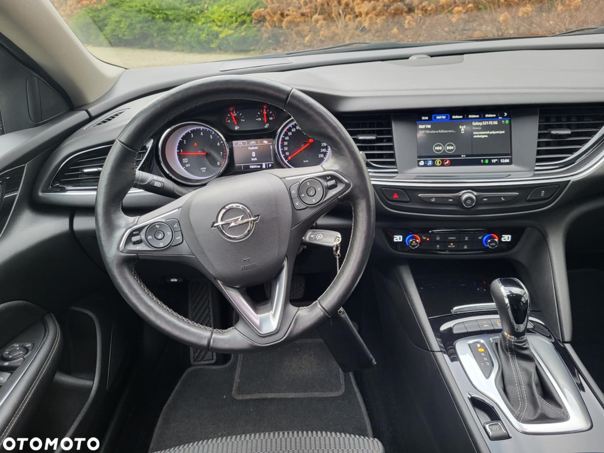 Opel Insignia - 22