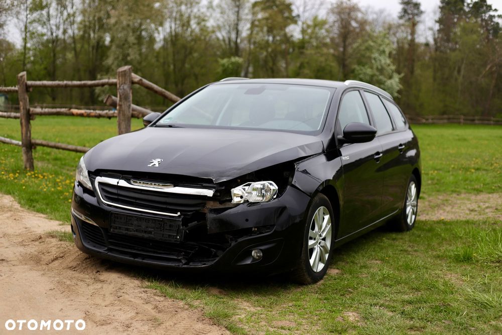 Peugeot 308 BlueHDi 120 EAT6 Stop & Start Active Business-Paket - 7