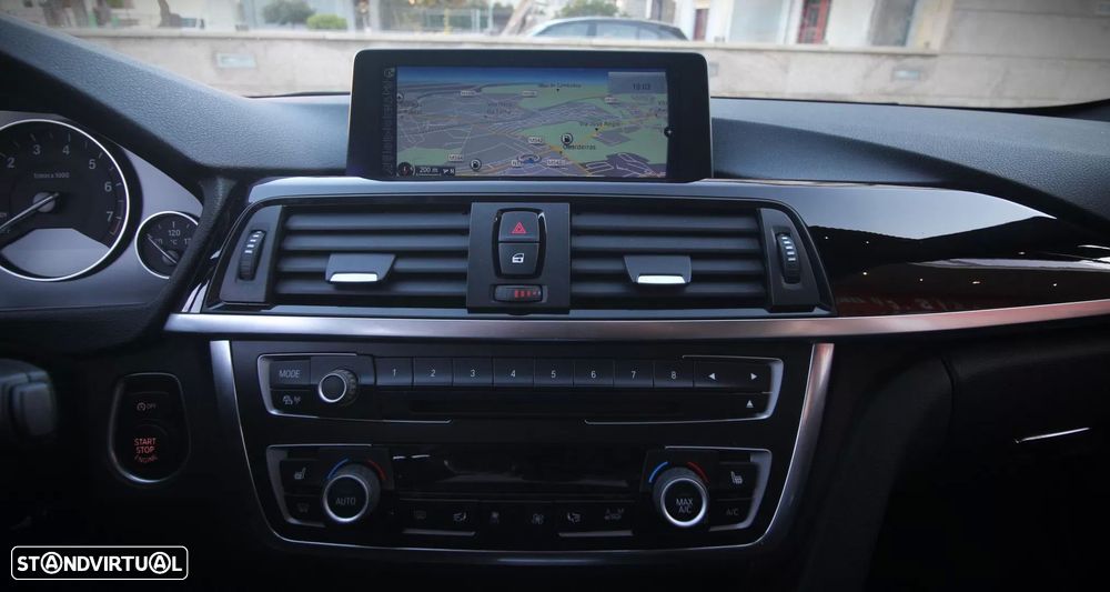BMW 335 i xDrive L.Mod.Auto - 35