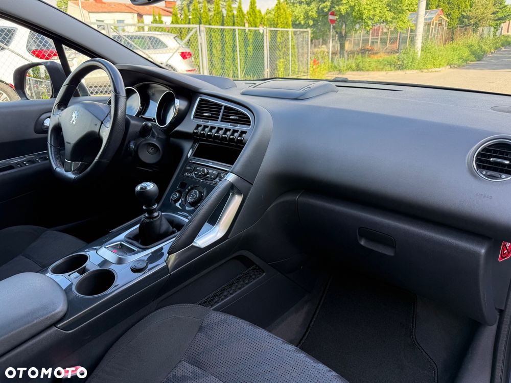 Peugeot 3008 1.6 HDi Premium - 22