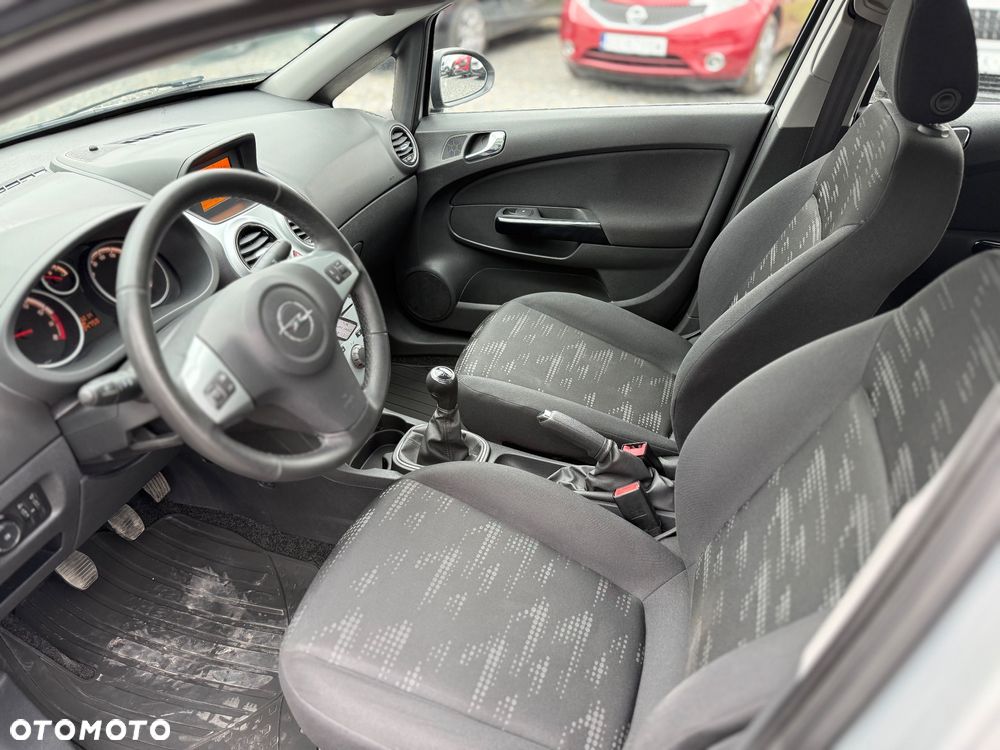 Opel Corsa - 24