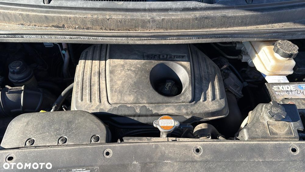 Hyundai H-1 Starex - 10