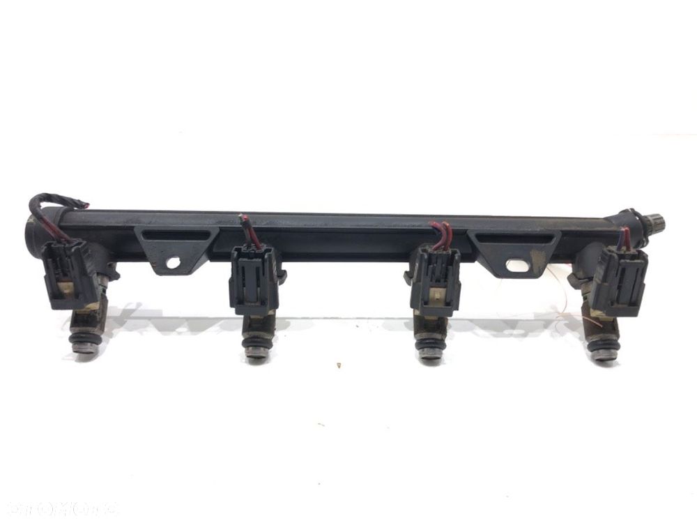 LISTWA WTRYSKOWA  VW GOLF V (1K1) 2003 - 2010 1.4 16V 55 kW [75 KM] benzyna 2003 - 2006 036133319BG - 1