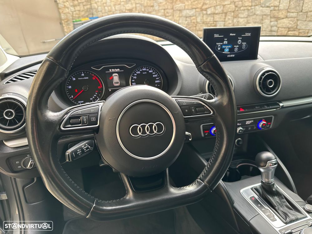 Audi A3 1.6 TDI Sport S tronic - 11