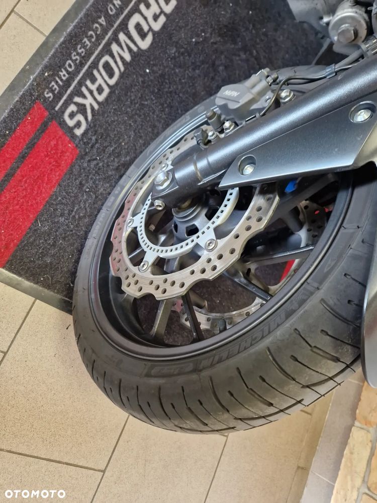 Honda CB - 37