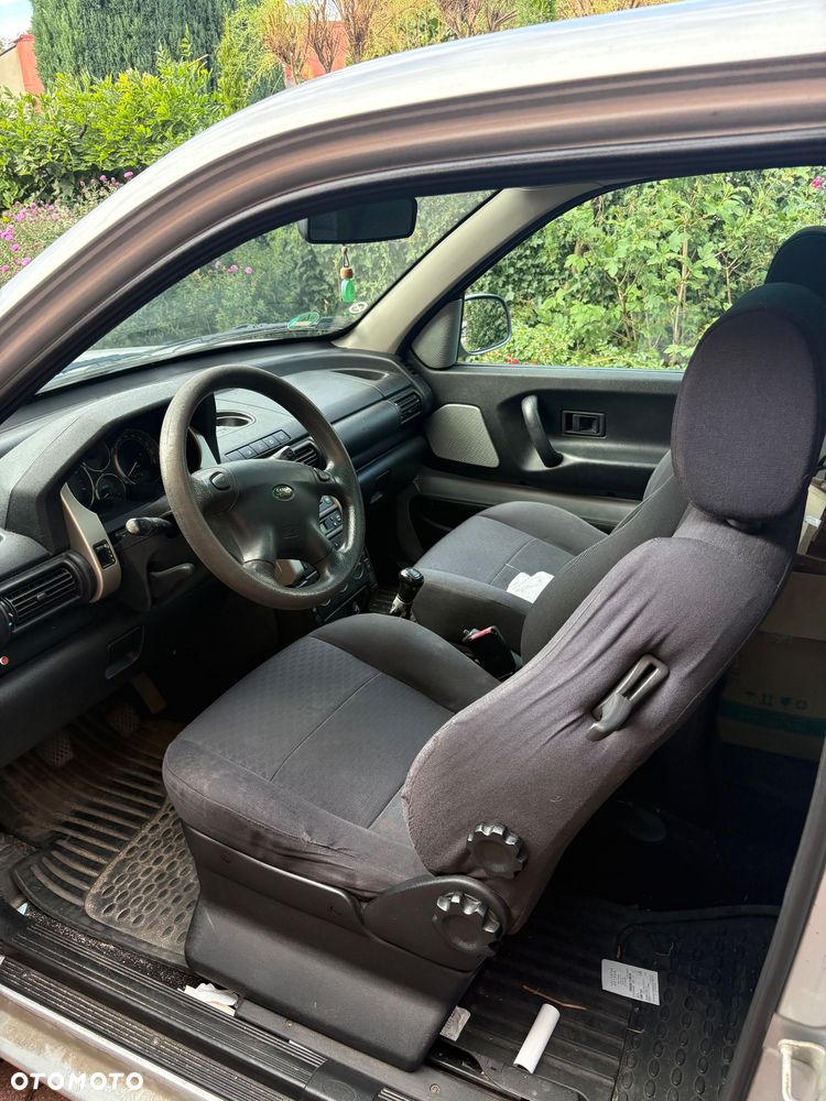 Land Rover Freelander 2.0 D - 5