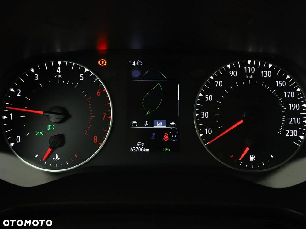 Renault Captur TCe 100 BUSINESS EDITION - 22