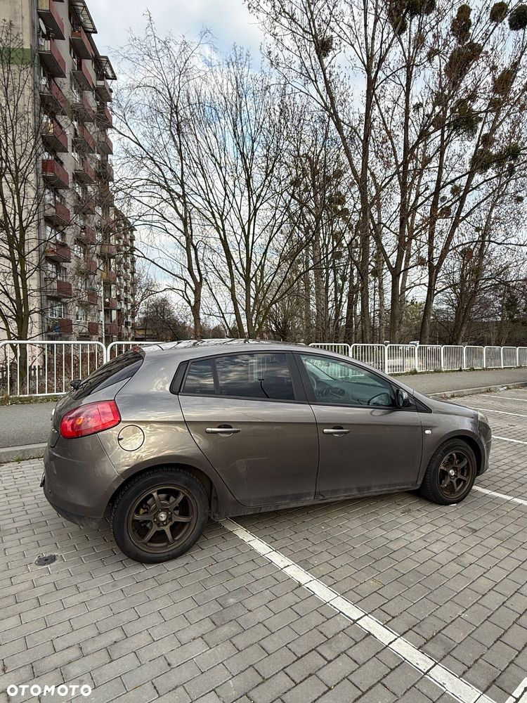 Fiat Bravo 1.9 Multijet Estiva Blue&Me - 3