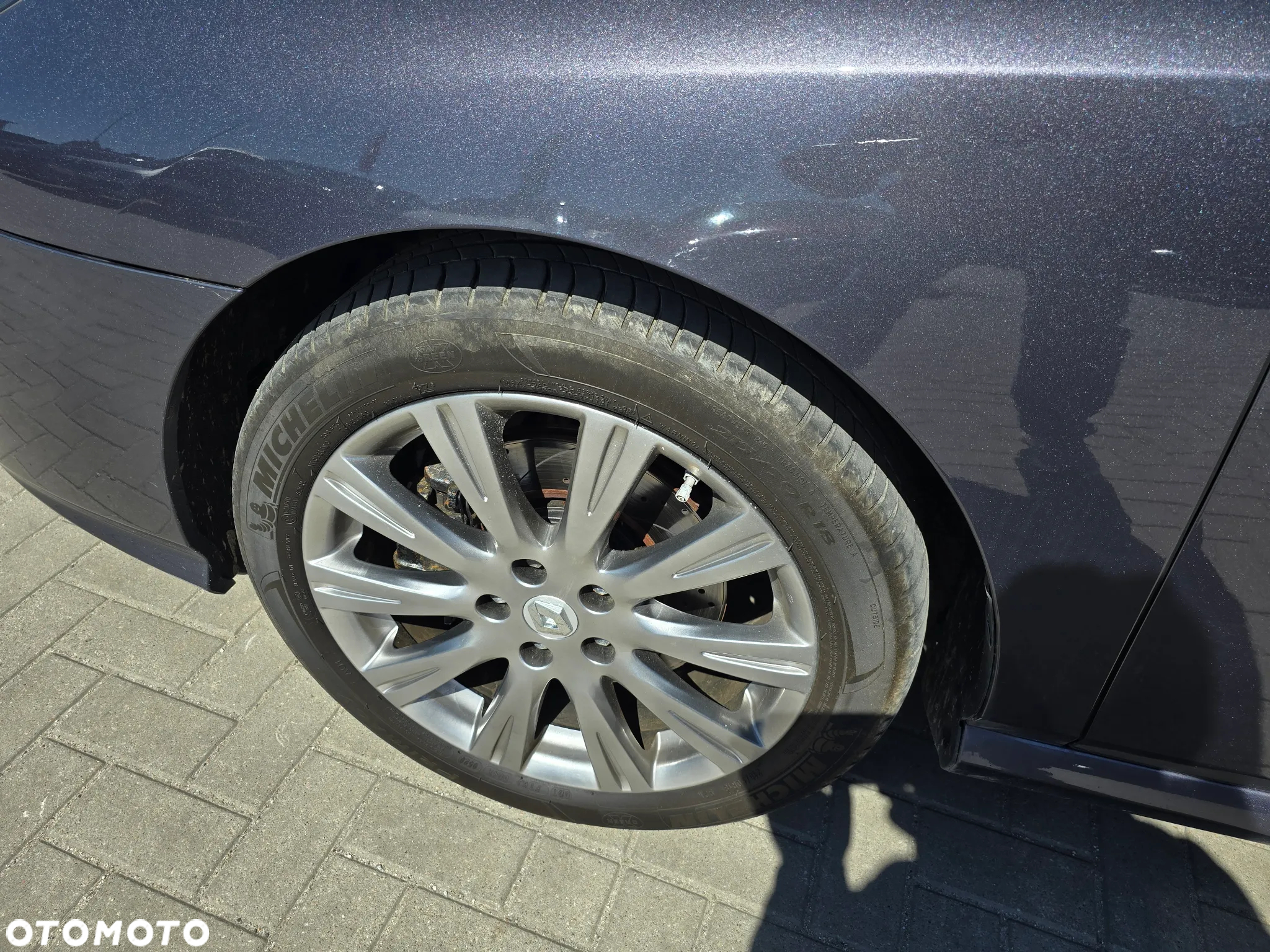 Renault Latitude V6 dCi 240 FAP - 19