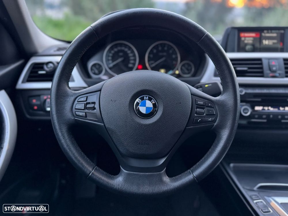 BMW 330 e iPerformance - 6