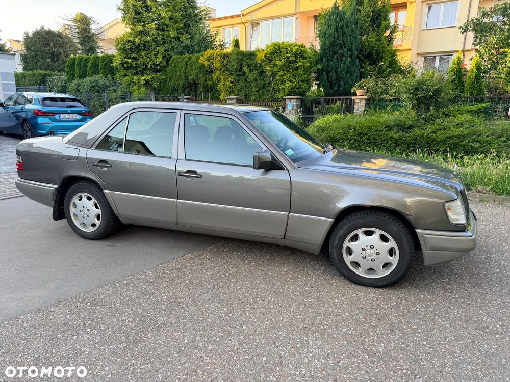 Mercedes-Benz W124 (1984-1993) - 9