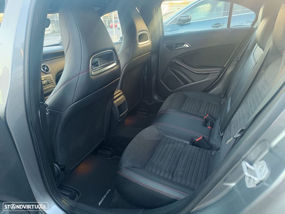 Mercedes-Benz A 180 d 7G-DCT AMG Line - 17