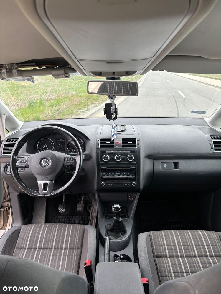 Volkswagen Touran 1.4 TSI Cross - 18