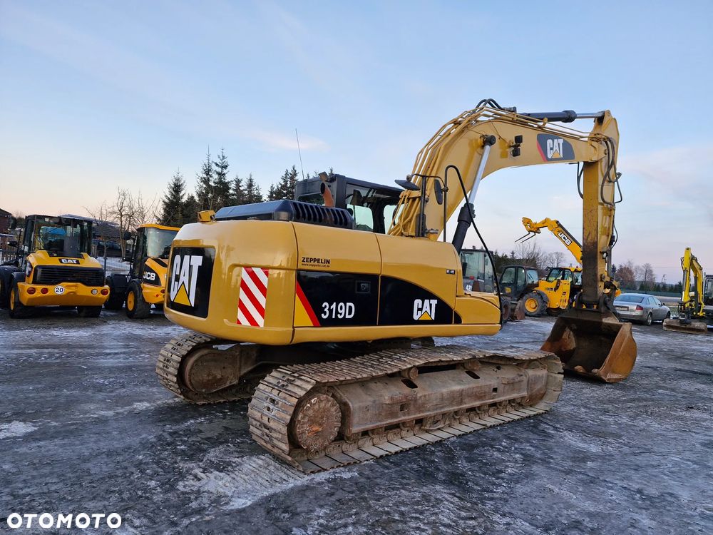 Caterpillar 319D - 2