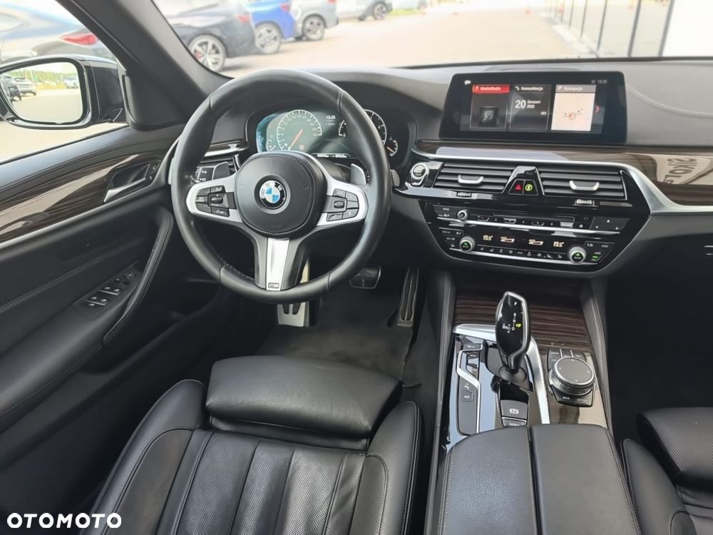 BMW Seria 5 520d xDrive Sport - 6