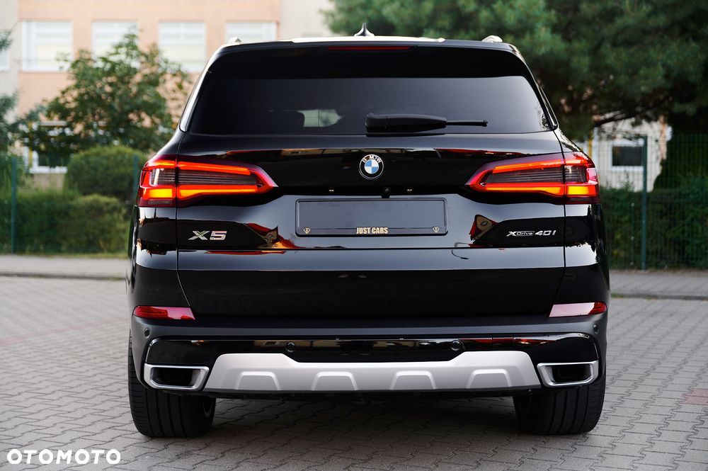 BMW X5 xDrive40i - 18