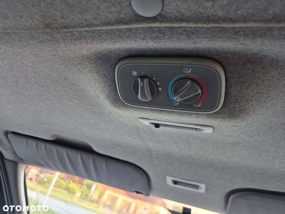 Ford Transit - 16