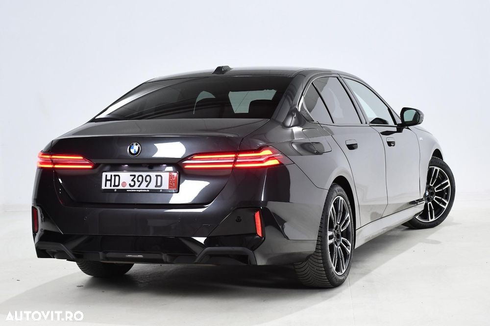 BMW Seria 5 520i Aut. - 6