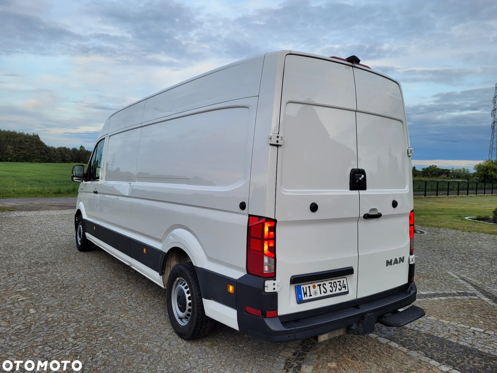 MAN TGE 3 180 - 4