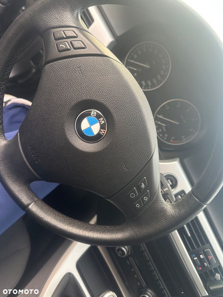 BMW Seria 3 318i Edition Sport - 14