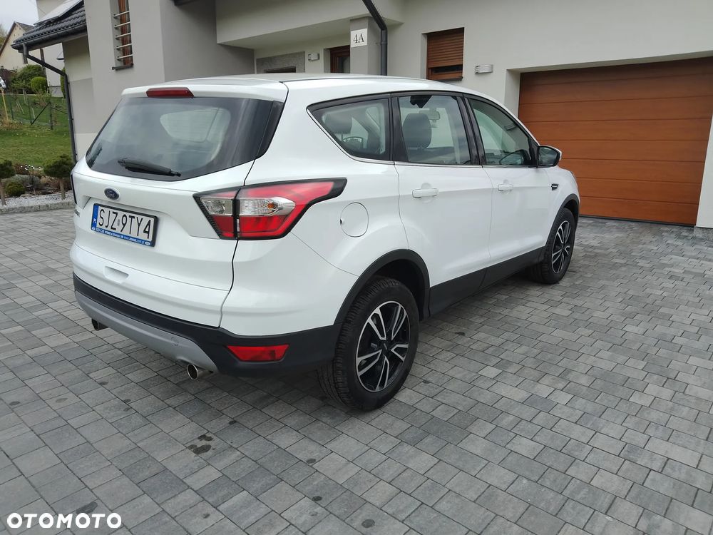 Ford Kuga 1.5 EcoBoost FWD Edition ASS GPF - 3