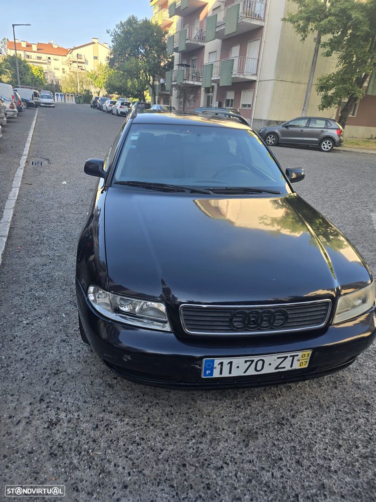 Audi A4 Avant - 1