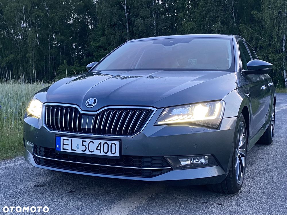 Skoda Superb 2.0 TDI 4x4 L&K DSG - 1