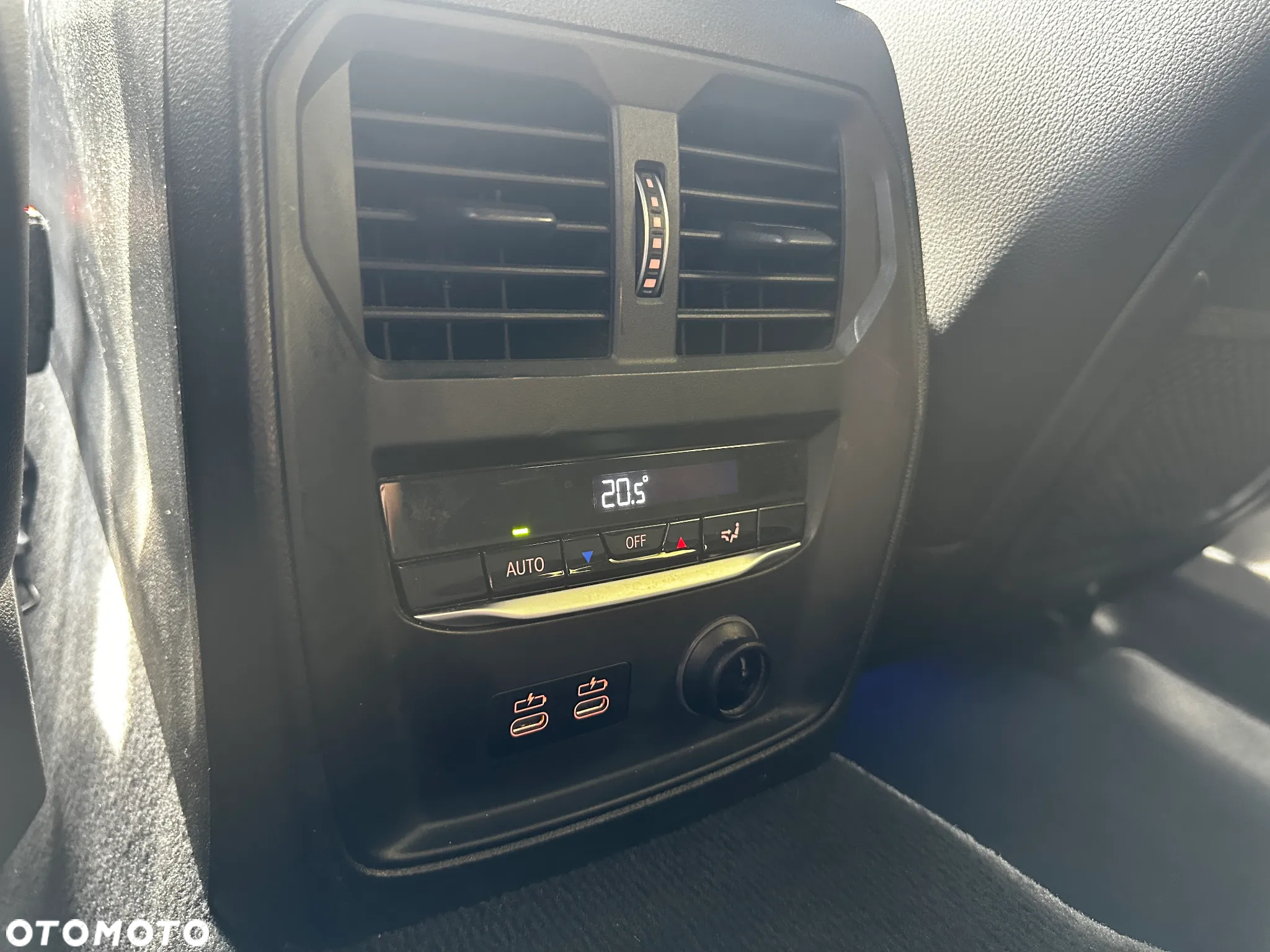 BMW Seria 3 318d Touring Edition M Sport Shadow - 33