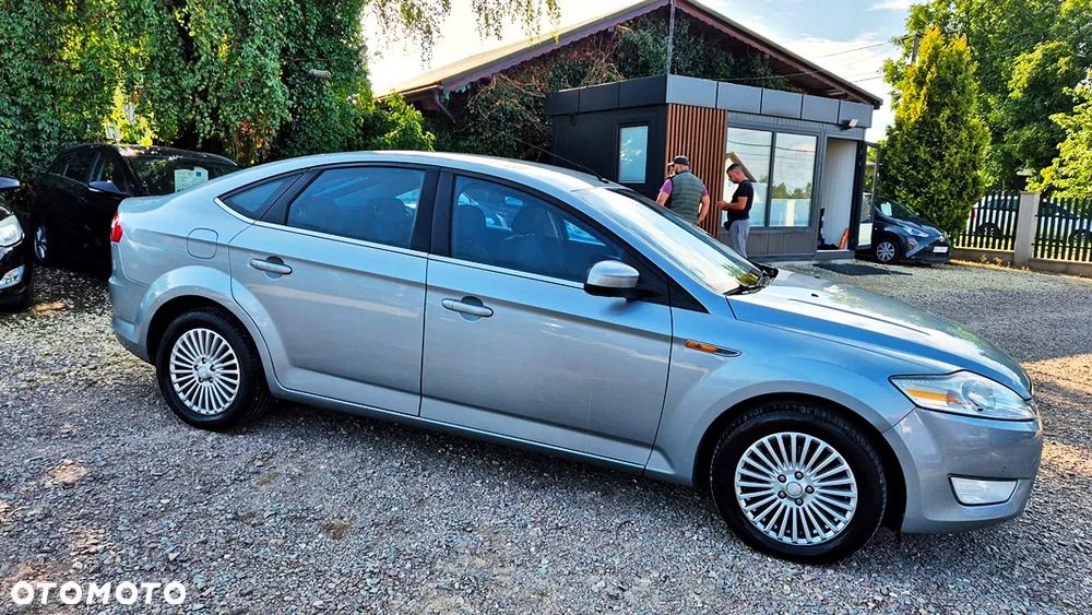 Ford Mondeo 2.0 Platinium X - 9