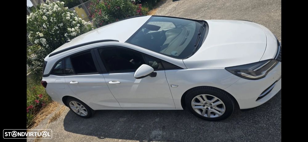 Opel Astra Sports Tourer 1.5 D S&S Edition - 4