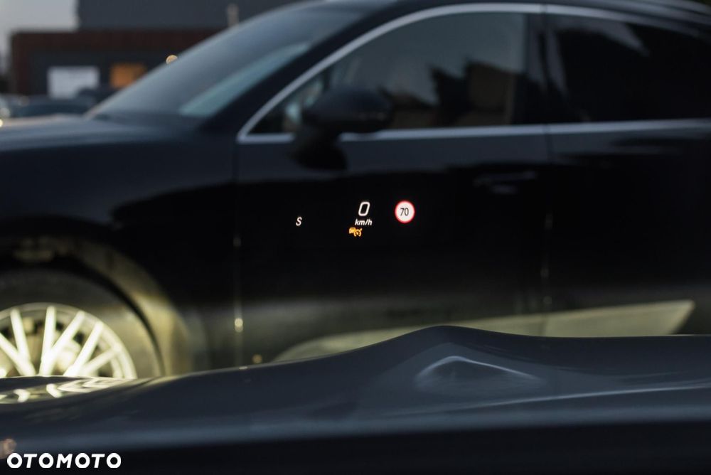 Mercedes-Benz AMG GT 43 4-Matic+ - 29