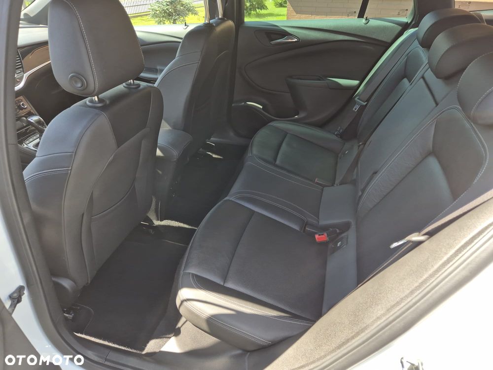 Opel Astra 1.6 BiTurbo D Start/Stop Ultimate - 20