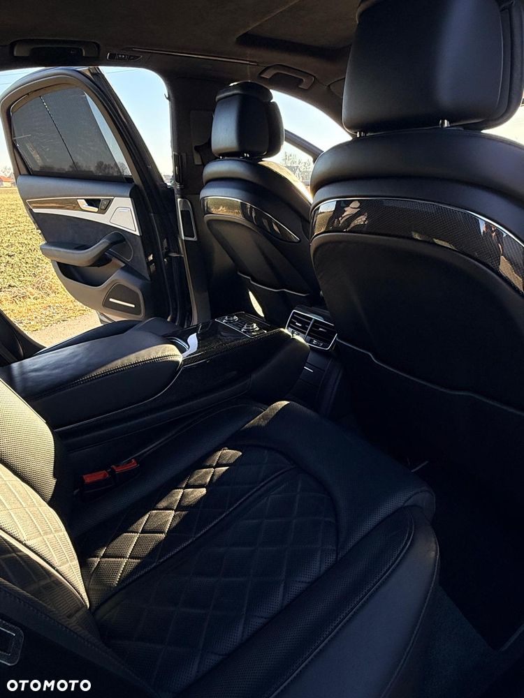 Audi A8 4.2 TDI DPF (clean diesel) quattro tiptronic - 14