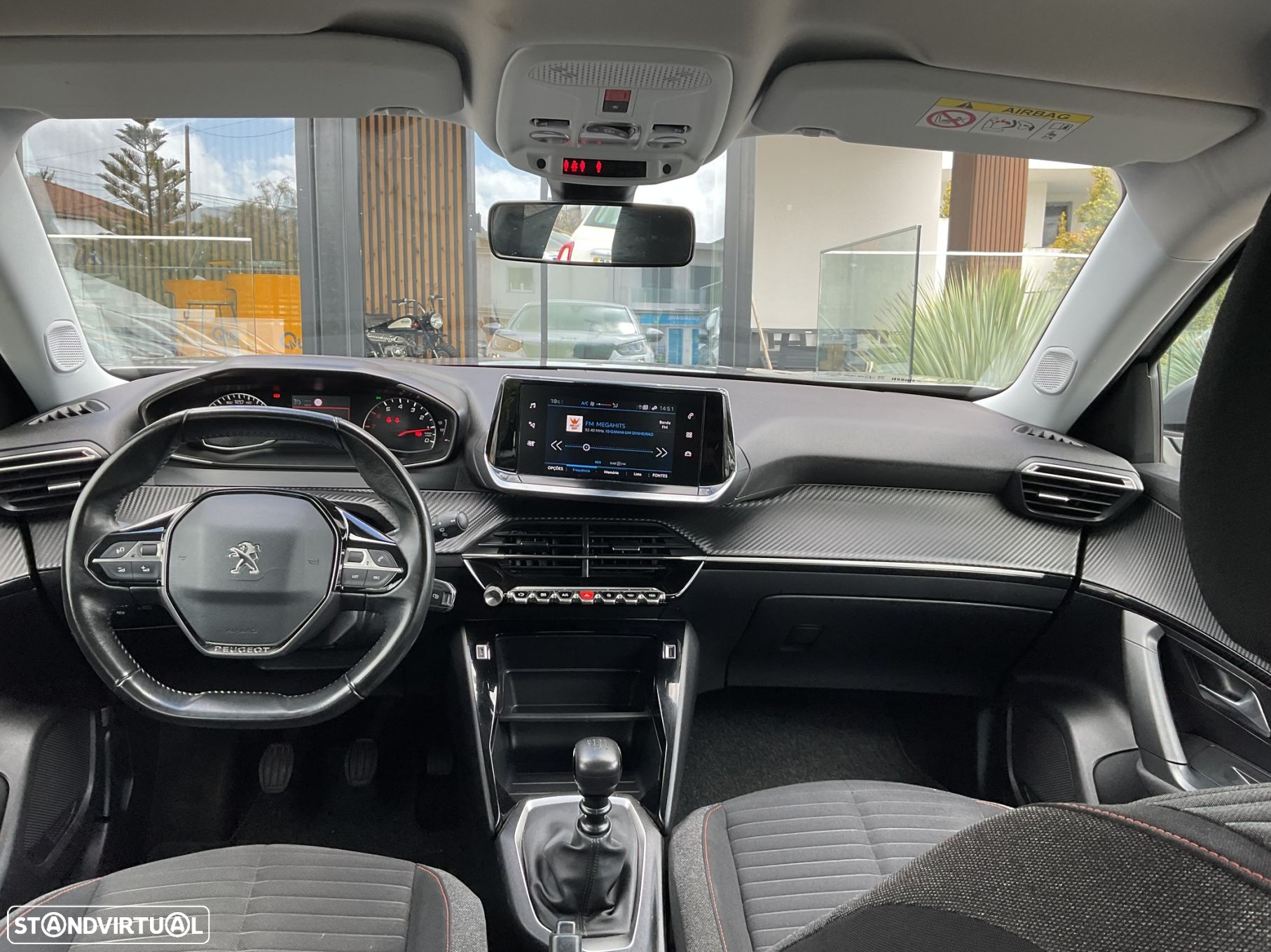 Peugeot 2008 1.2 PureTech Active Pack - 30
